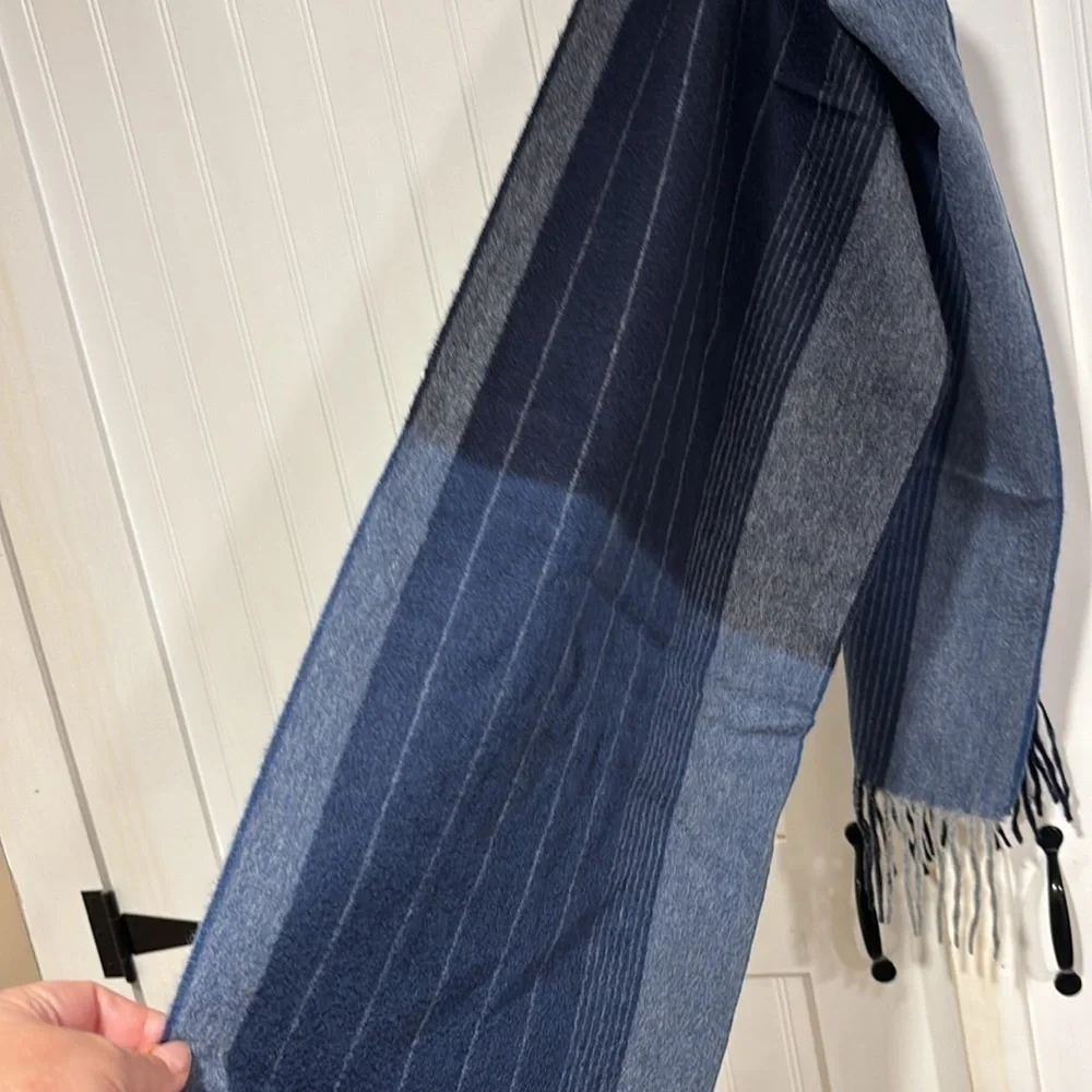 Saks Off Center Chalk cashmere fringe, scarf, navy